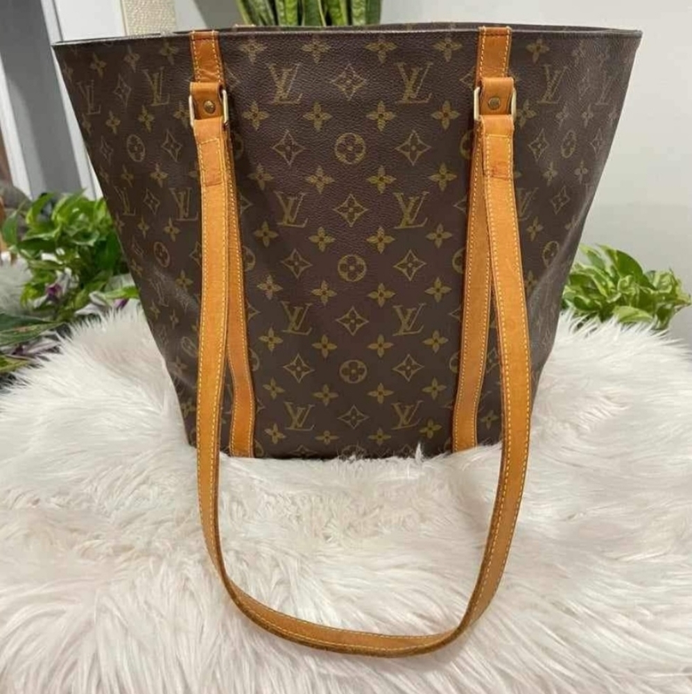 Authentic Louis Vuitton Sac Shopper Vintage